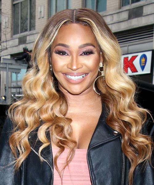 Cynthia Bailey Long Wavy    Brunette   Hairstyle   with  Blonde Highlights