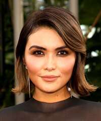 Daniella Pineda Hairstyles
