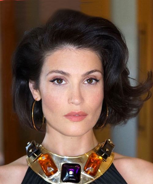 Gemma Arterton Hairstyles, Hair Cuts and Colors