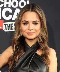 Sasha Clements Hairstyles