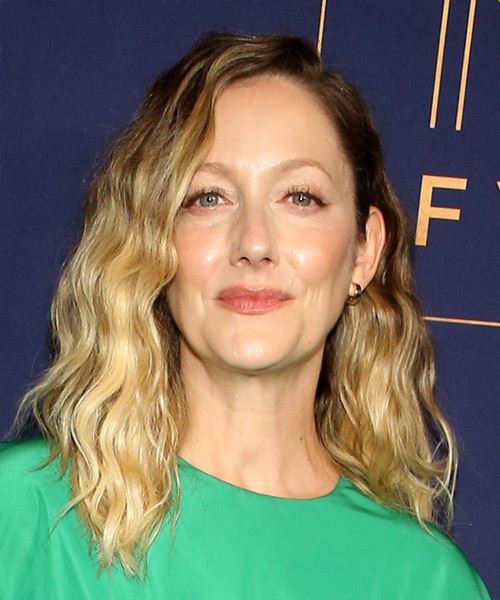 Judy Greer Wavy    Blonde with Side Swept Bangs  and Light Blonde Highlights