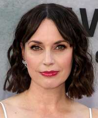 Julie Ann Emery Hairstyles