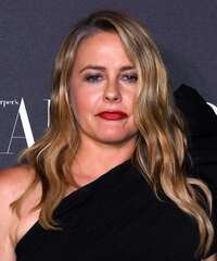 Alicia Silverstone Hairstyles