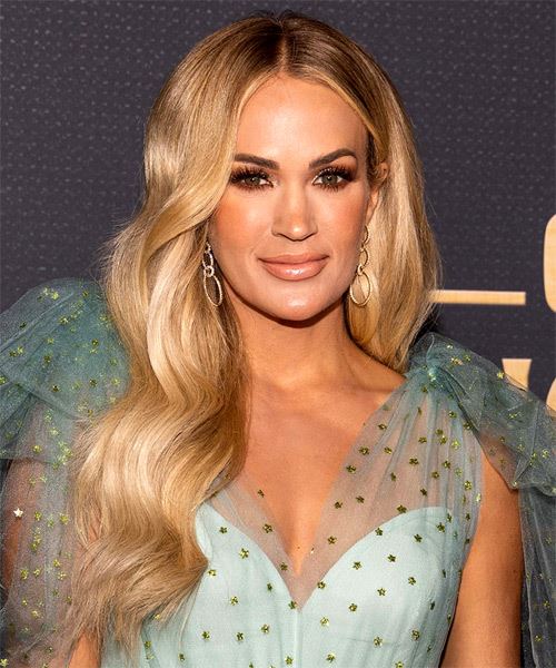 Carrie Underwood Long Blonde Waves With Side Swept Bangs And Light Blonde Highlights