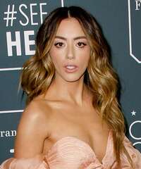 Chloe Bennet Hairstyles