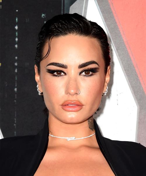 Demi Lovato Slicked-Back Wet-Look Hairstyle