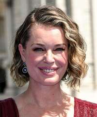 Rebecca Romijn Hairstyles