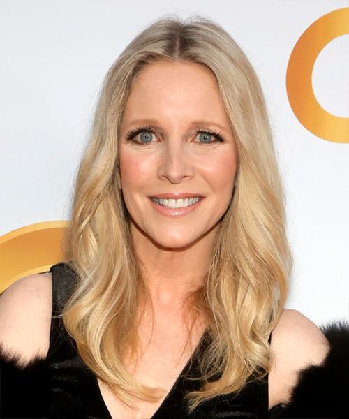 Lauralee Bell Long Blonde Hairstyle With Curled Ends
