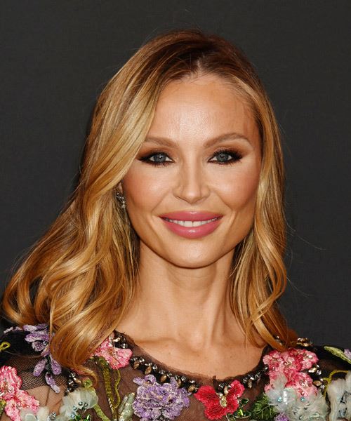 Georgina Chapman Easy-Going Hairstyle With Highlights