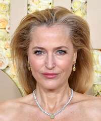 Gillian Anderson Hairstyles