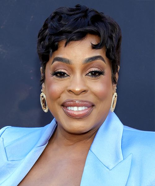 Niecy Nash Pixie Haircut With Waves - side view