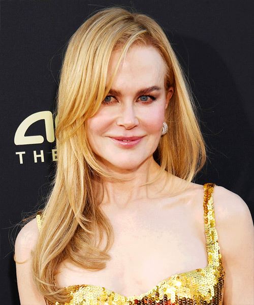 Nicole Kidman Long Side-Parted Hairstyle