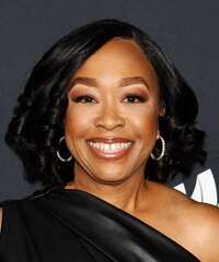 Shonda Rhimes Hairstyles
