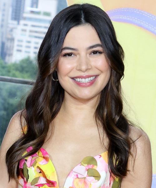 Miranda Cosgrove Hairstyle With Defined Curls