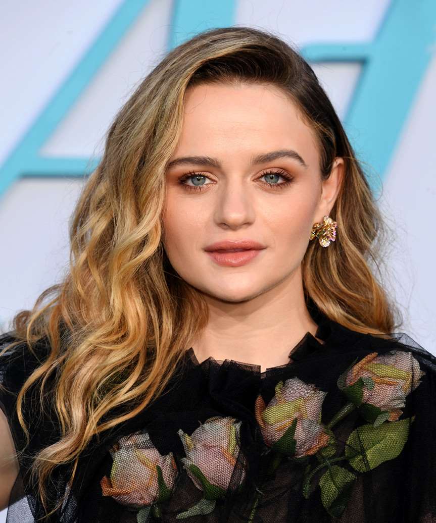 Joey King Long Hairstyle With Bouncy Curls