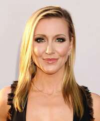 Katie Cassidy Hairstyles