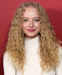 Amiah Miller Hairstyles