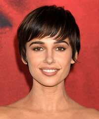 Naomi Scott Hairstyles