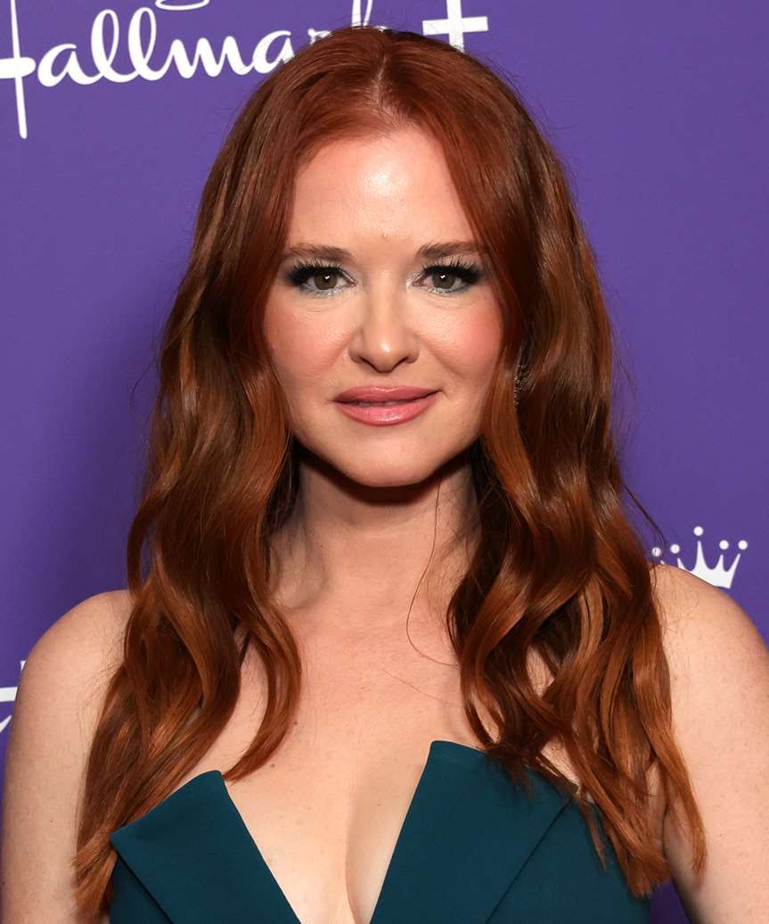 Sarah Drew Long Ginger Hairstyle With Curls