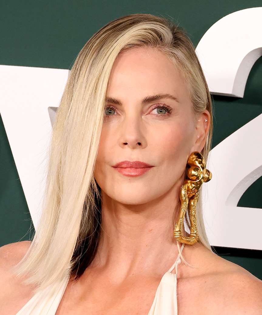 Charlize Theron Sleek Snow White Hairstyle