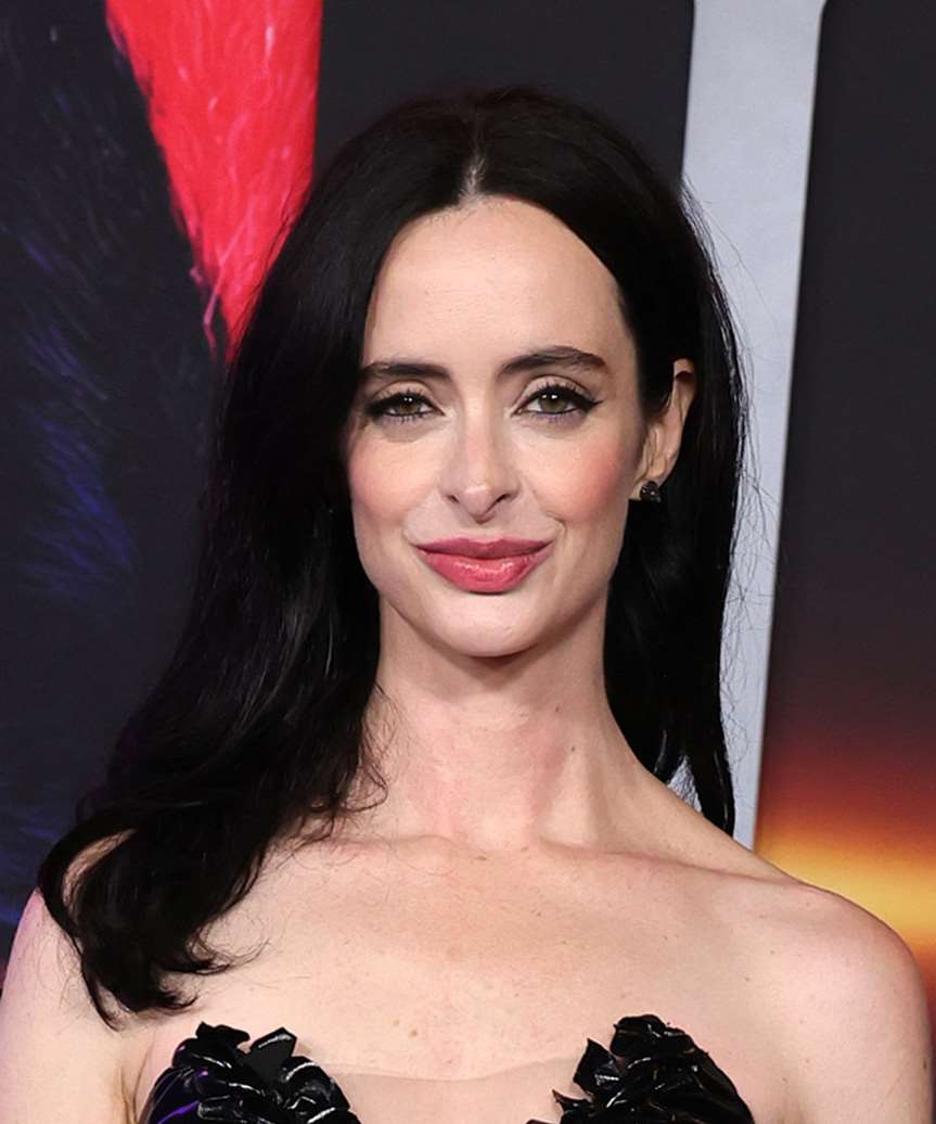 Krysten Ritter Long Natural Hairstyle With Middle Part