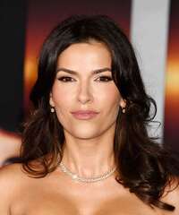 Sofia Pernas Hairstyles