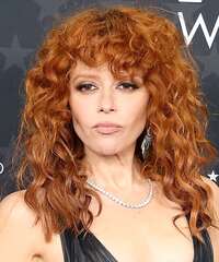 Natasha Lyonne Hairstyles