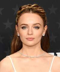 Joey King Hairstyles