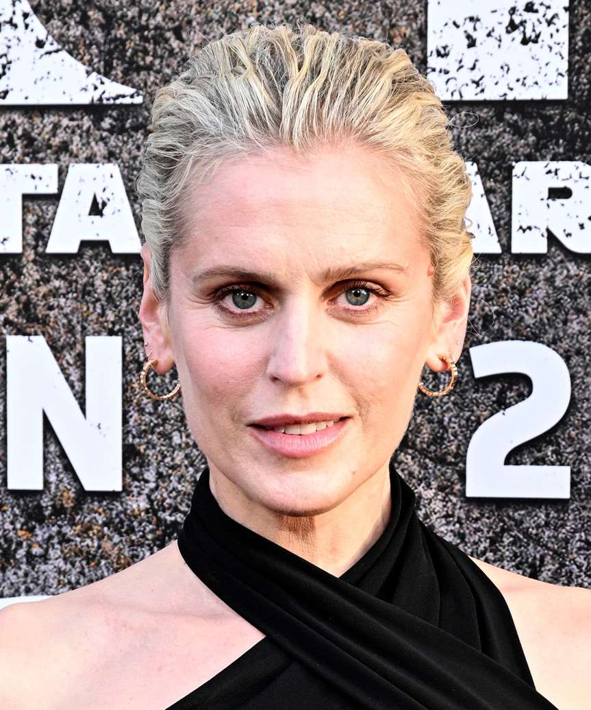 Denise Gough Pulled-Back Hairstyle