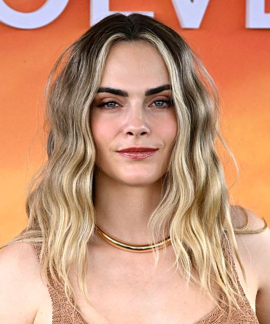 View Celebrity Hairstyles