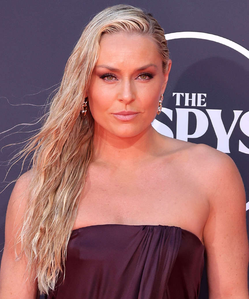 Lindsey Vonn Long Side-Swept Hairstyle With Gentle Waves
