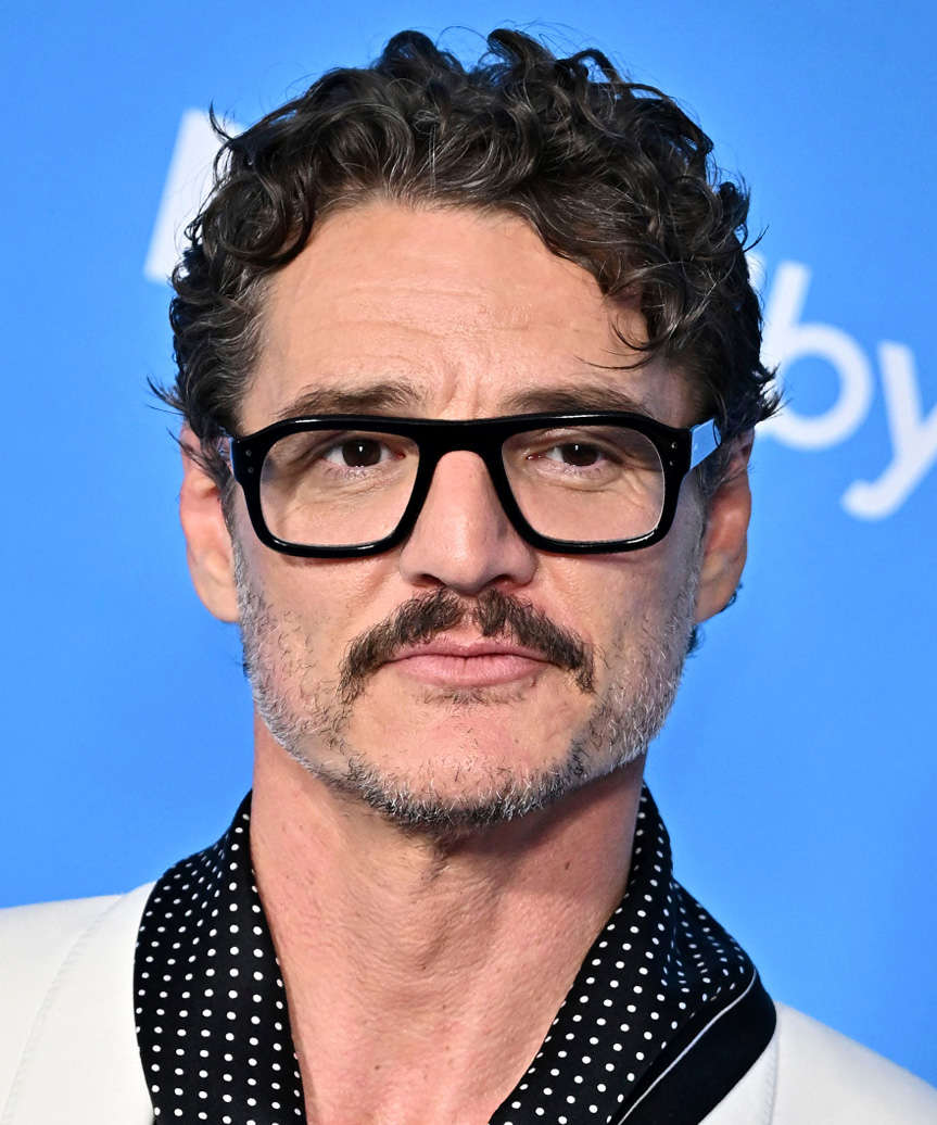 Pedro Pascal Short Hairstyle With Curls