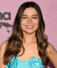Miranda Cosgrove Hairstyles