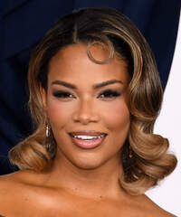 Kamie Crawford Hairstyles