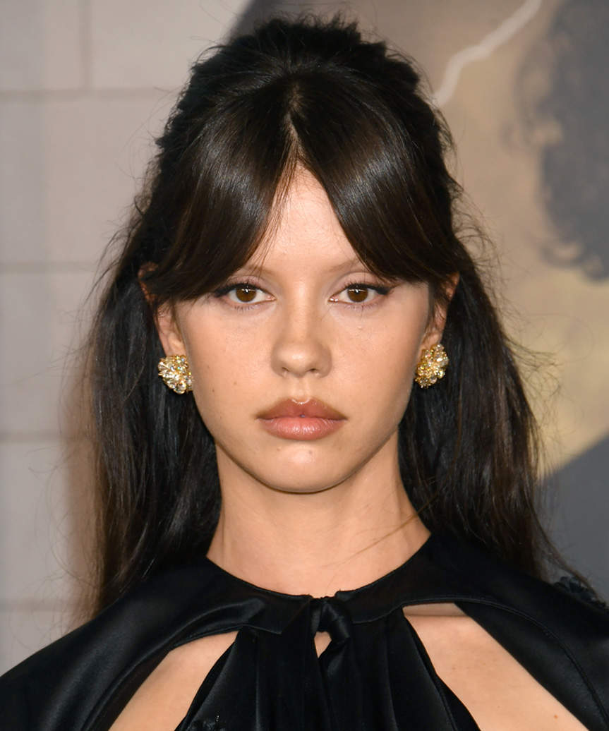 Mia Goth Long Hairstyle With Classic Side-Swept Bangs