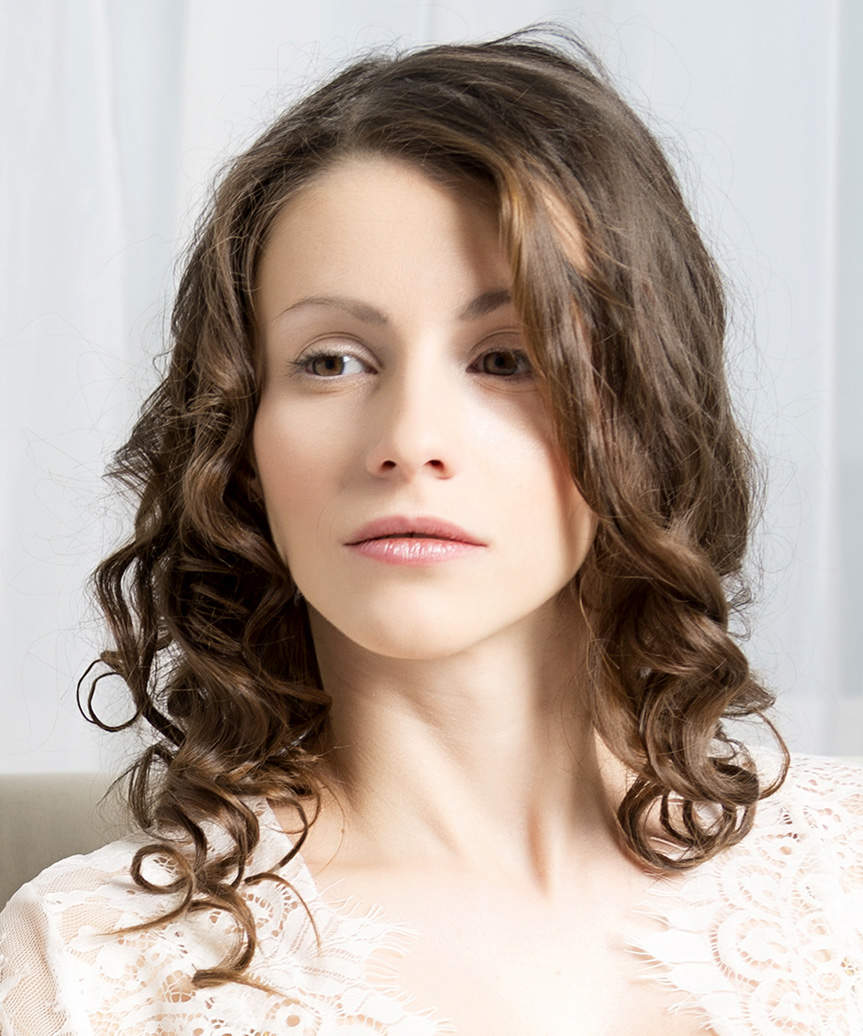 View Medium Hairstyles