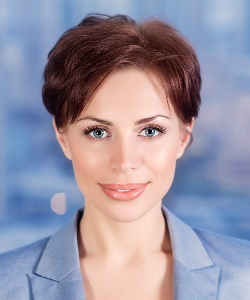 Chic Voluminous Pixie Cut