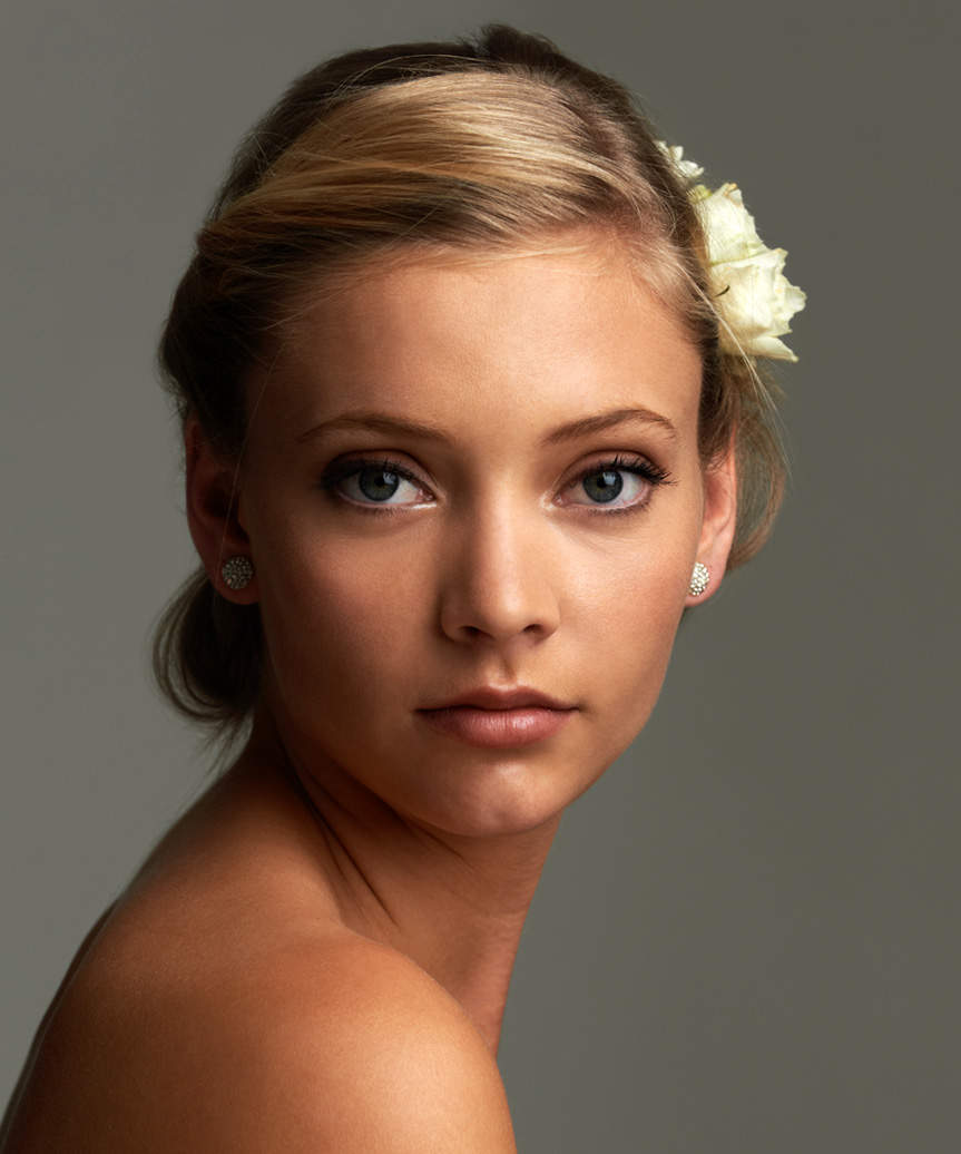 Elegant And Romantic Updo