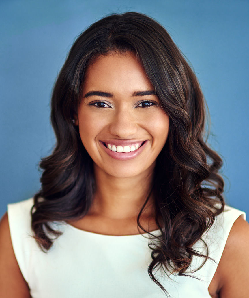 Voluminous Medium-Length Hairstyle With Soft Curls