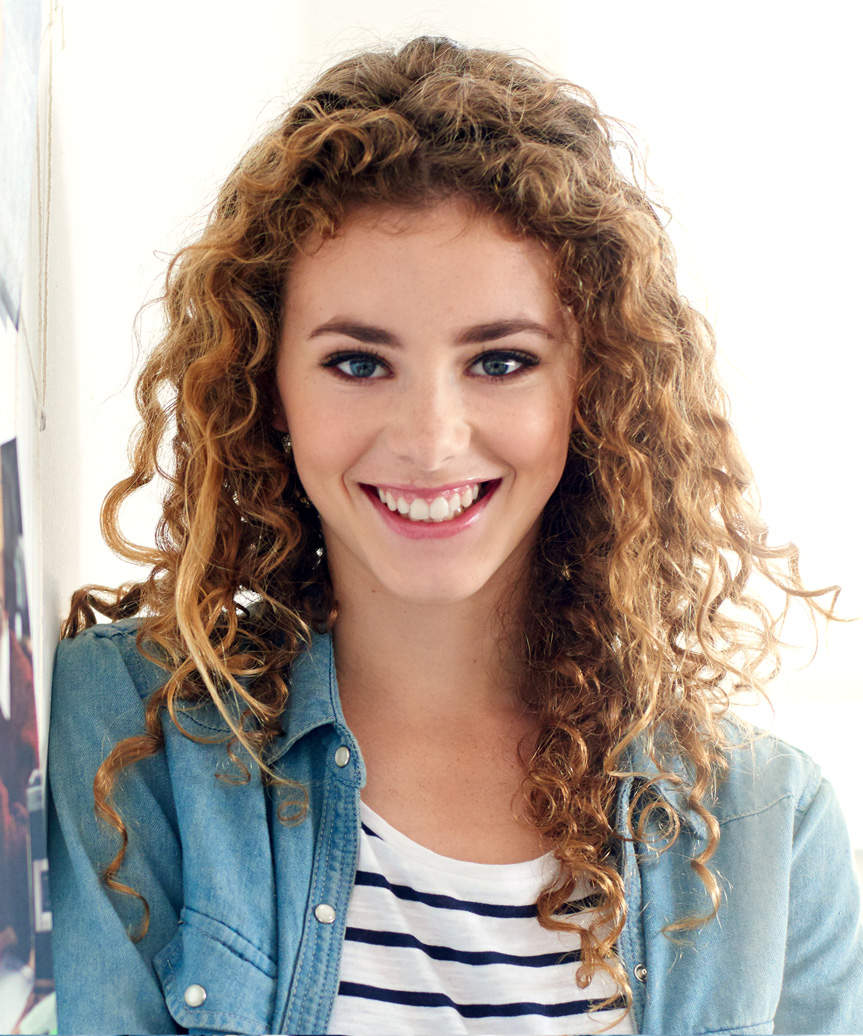 Medium-Length Hairstyle With Natural-Looking Curls