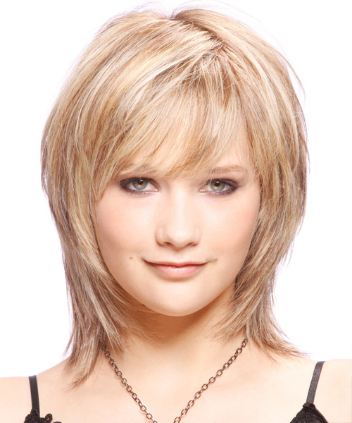 Medium Light Champagne Blonde Hairstyle With Face-Framing Bangs And Light Blonde Highlights
