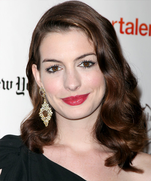 Anne Hathaway Long Wavy   Dark Brunette   Hairstyle