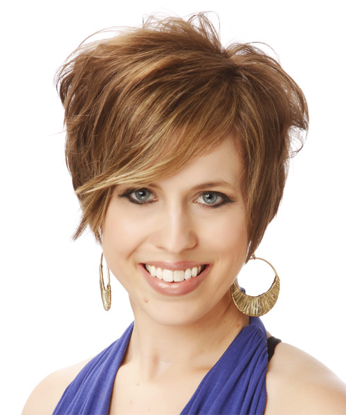 Short Tapered Hairstyle With Side-Swept Bangs