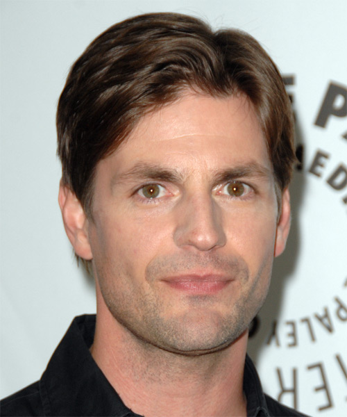 Gale Harold Short Straight    Brunette   Hairstyle