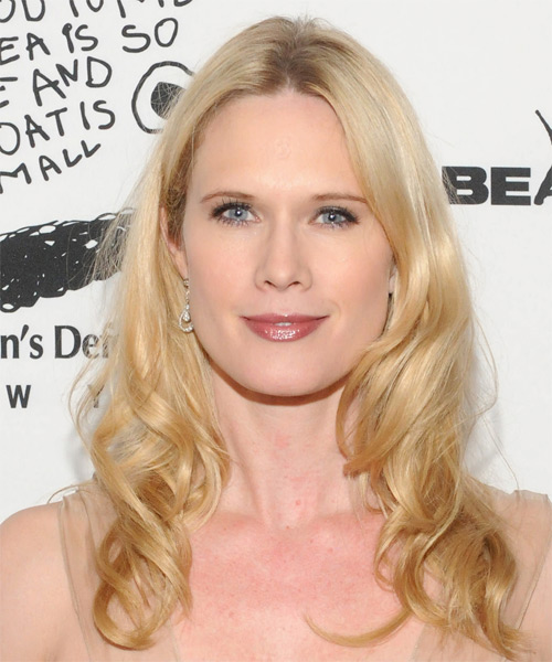 Stephanie March Long Wavy   Light Blonde   Hairstyle