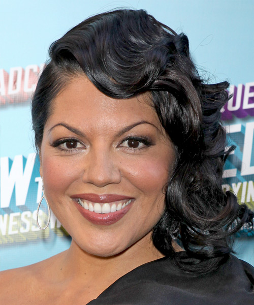 Sara Ramirez Medium Wavy   Black    with Side Swept Bangs