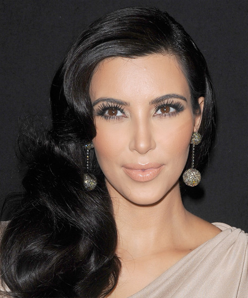 kim kardashian curly hairstyle