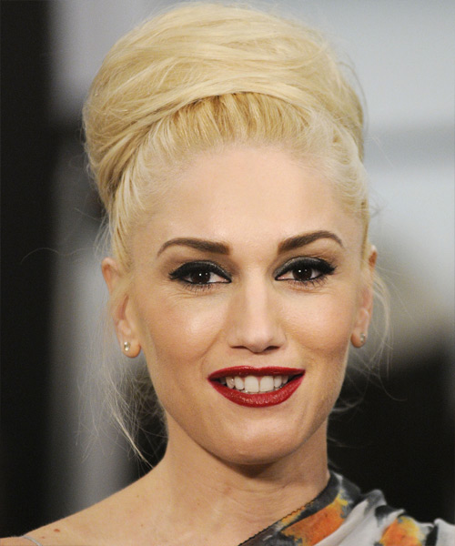 Gwen Stefani Long Straight Light Golden Blonde Updo Hairstyle 