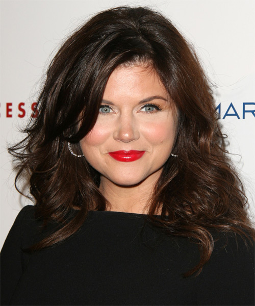 Tiffani Thiessen Medium Wavy hairstyle