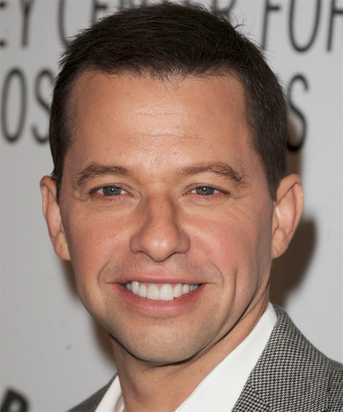 Jon Cryer  Short Straight    Brunette   Hairstyle